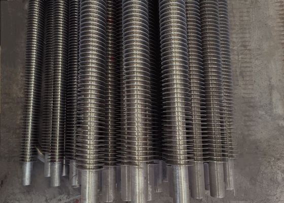 Tubos de aleta espiral de acero al carbono para mejorar la eficiencia de transferencia de calor en los intercambiadores de calor