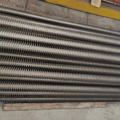 Tubo de aleta espiral estándar de acero al carbono ASME para transferencia de calor de la caldera con especificaciones personalizadas