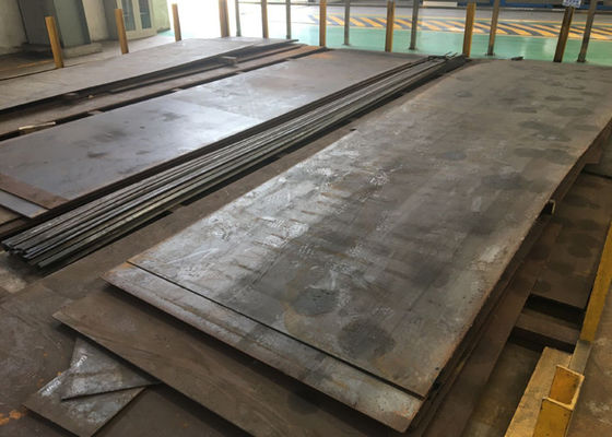Superficie laminada en caliente en frío Grinded del negro de la hoja de acero de aleación trabajado a máquina para la nave