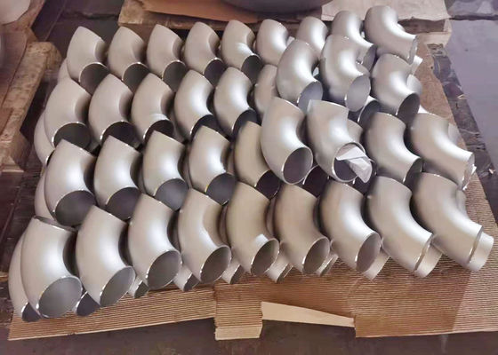 Colocaciones Sch10 de la soldadura de extremo SUS304 codo de acero inoxidable de 90 grados