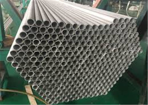 Tubería de acero inconsútil del carbono de ASTM SA192 GR P11 	Laminado en caliente