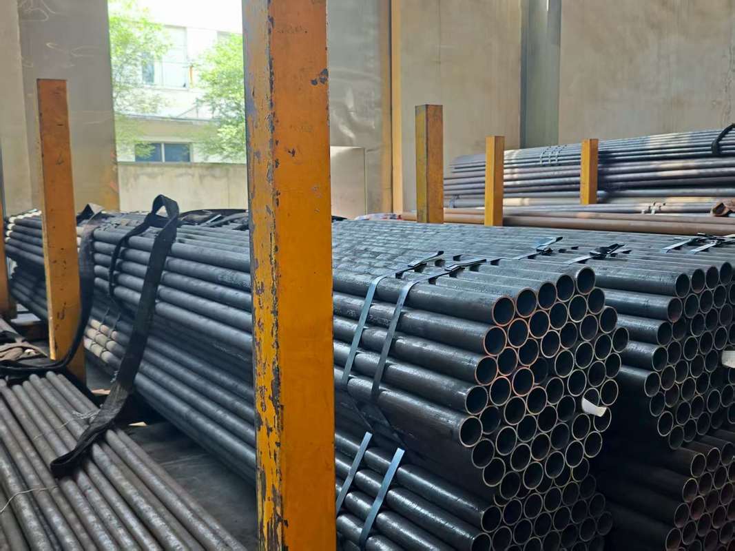 Tubos de caldera sin costura ASTM A106 Acero al carbono 1.2-20mm de espesor